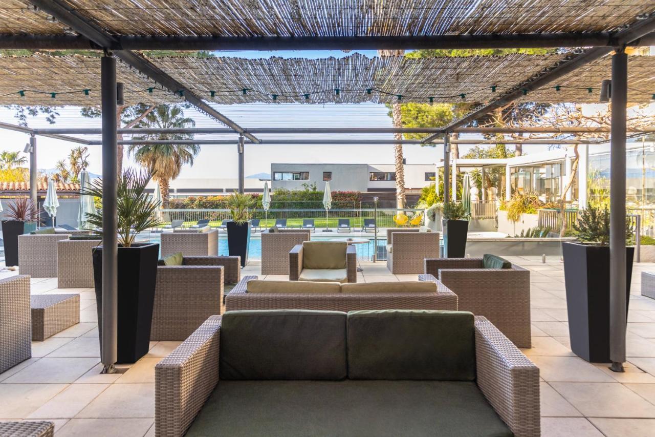 Holiday Inn Perpignan, An Ihg Hotel Exterior foto